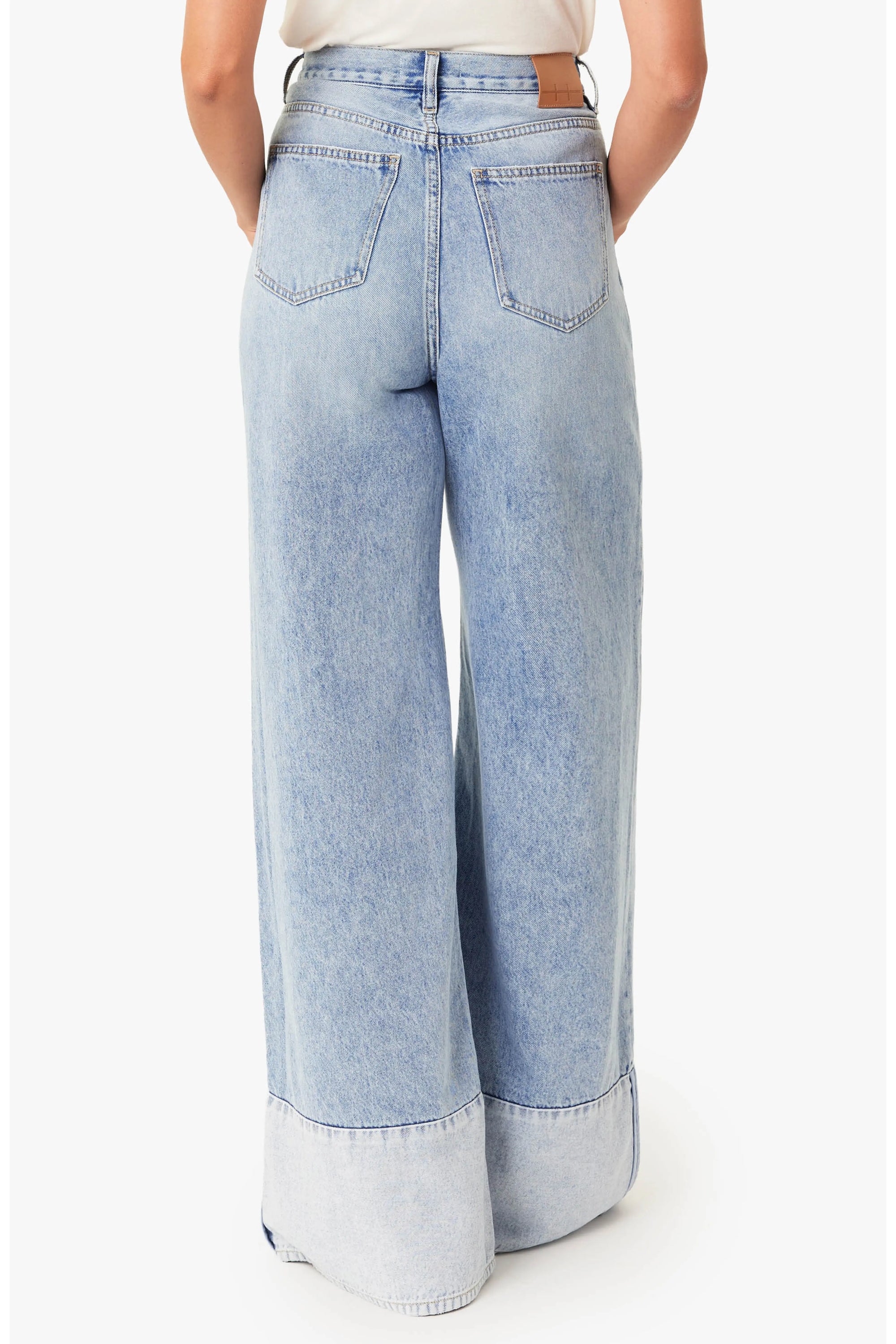 Emerson Cuffed Relaxed Flare