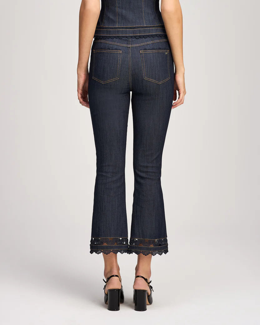 Guipure Lace Cropped Stevie